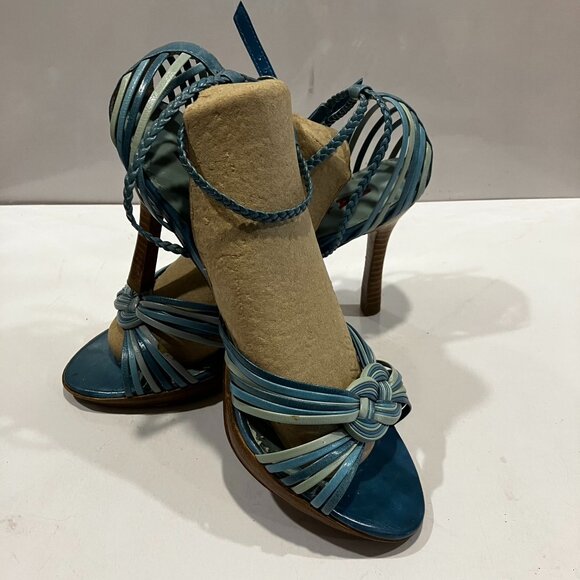 NA NA Heels NaNa Sandals Leather Blue Strappy Size 8.5 Like New - Picture 1 of 15